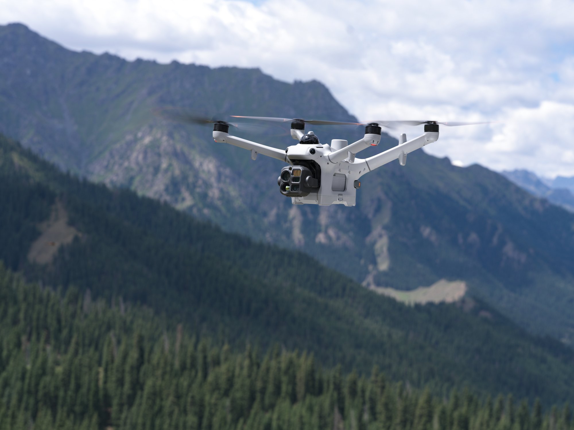 DJI Matrice 5TD dronas miške