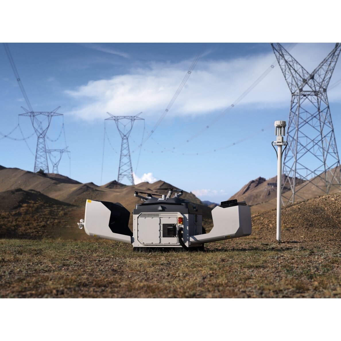 DJI Dock 4 2
